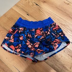 Lulu tracker shorts 4”